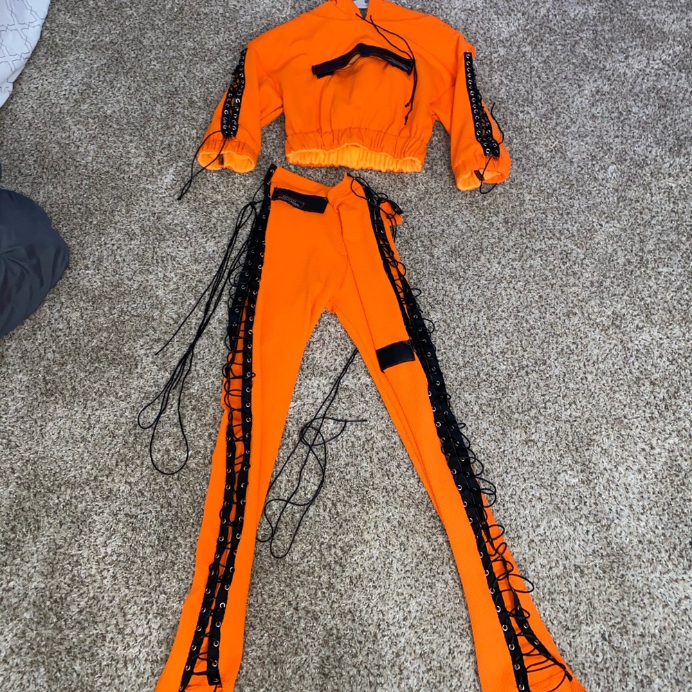 Custom 2 Piece